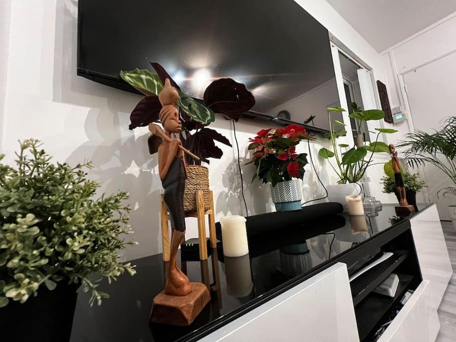 1-Bed Flat With Fast Wi-Fi In Prime Location 15Mins From Central 伦敦 外观 照片